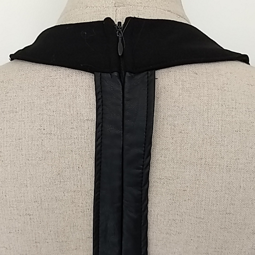 Alt B Dress - Picture 5 of 7